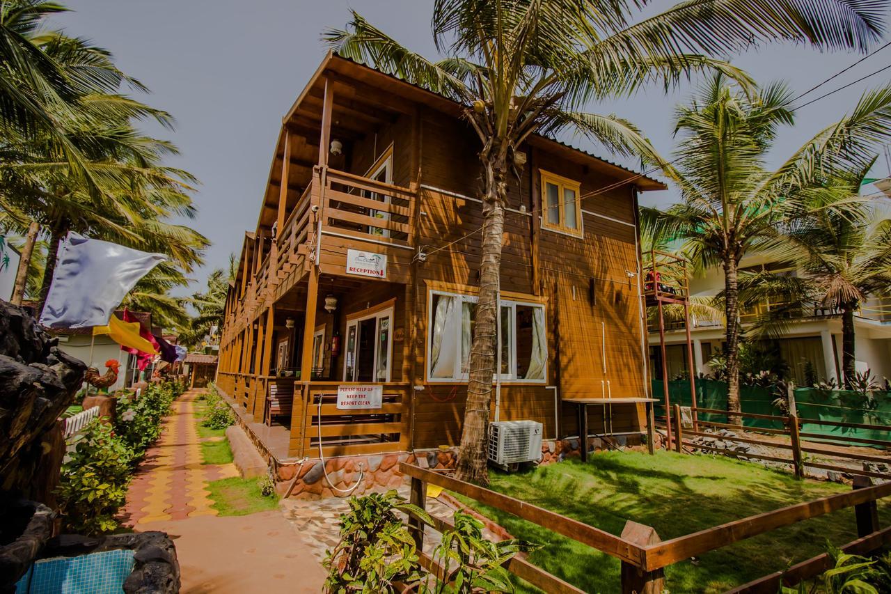 Modern Beachside Cottage In Morjim Goa エクステリア 写真